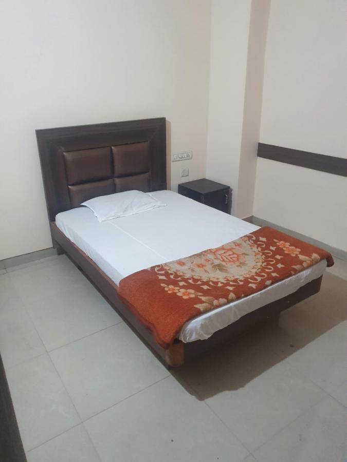 Hotel Anmol Ambikāpur Eksteriør bilde