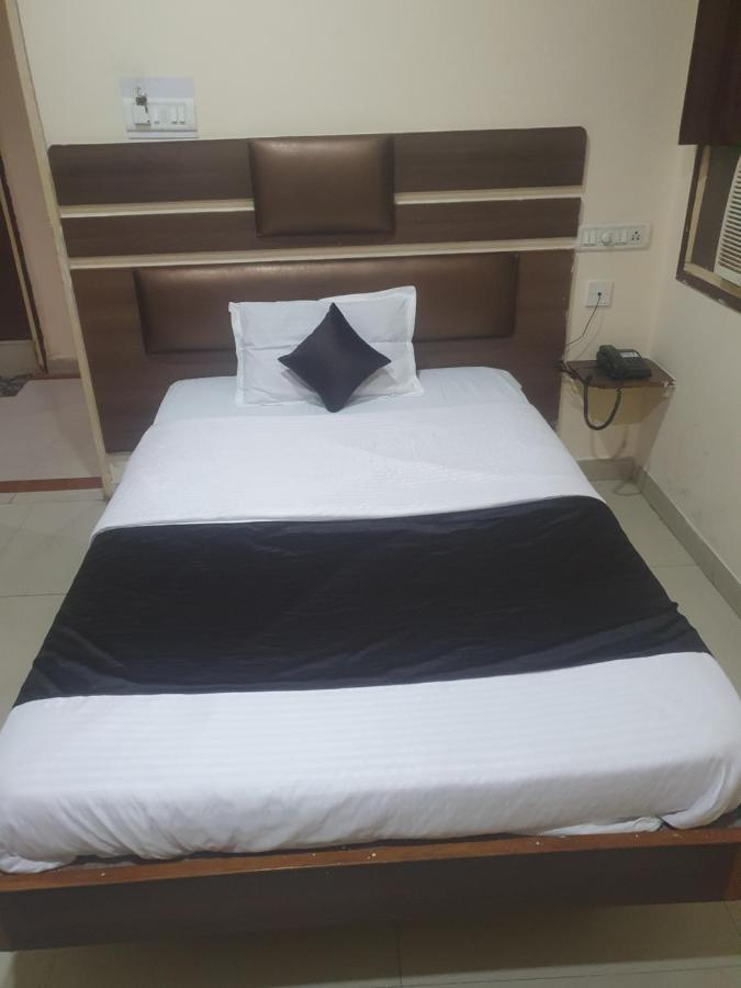 Hotel Anmol Ambikāpur Eksteriør bilde
