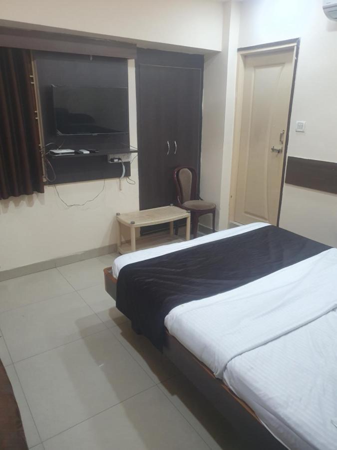 Hotel Anmol Ambikāpur Eksteriør bilde
